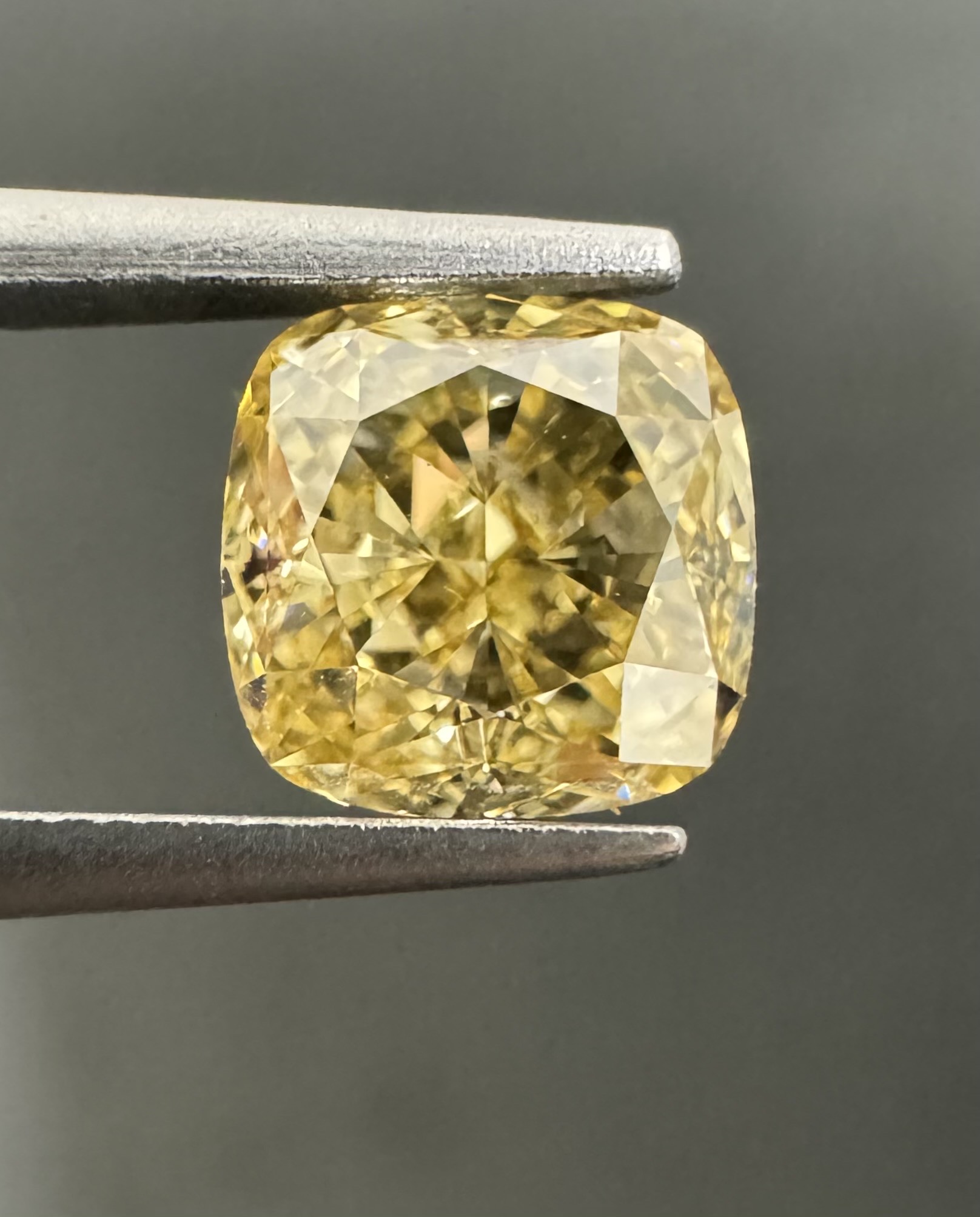 1.02ct Cushion SINGLE image 3 of 4