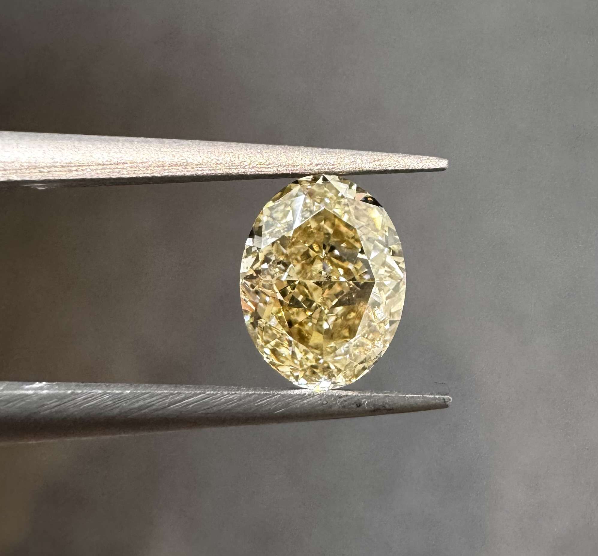1.01ct Oval SINGLE image 3 of 4