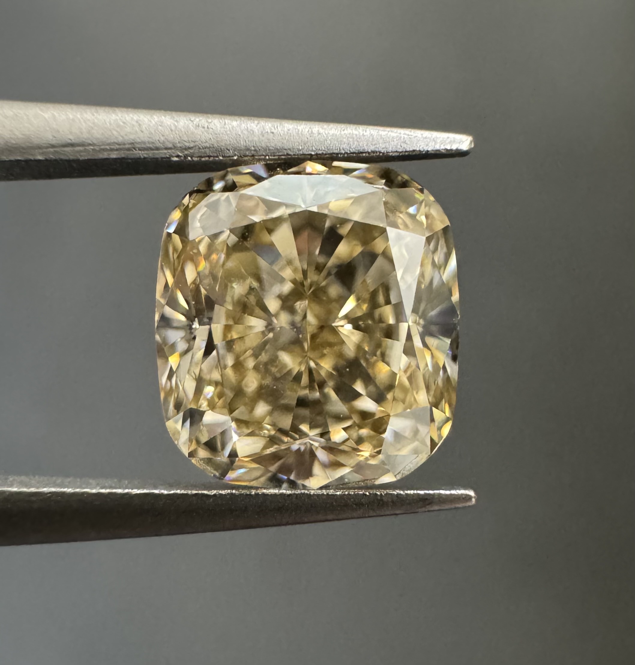 1.00ct Cushion SINGLE image 3 of 4