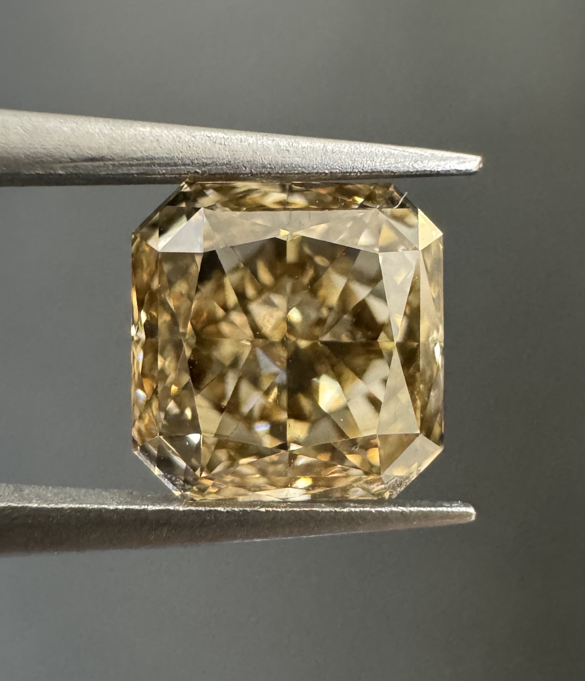 1.17ct Square SINGLE image 2 of 2