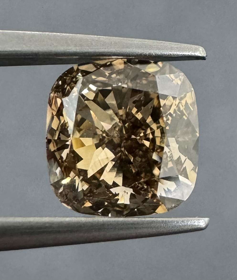 2.01ct Cushion SINGLE image 3 of 4