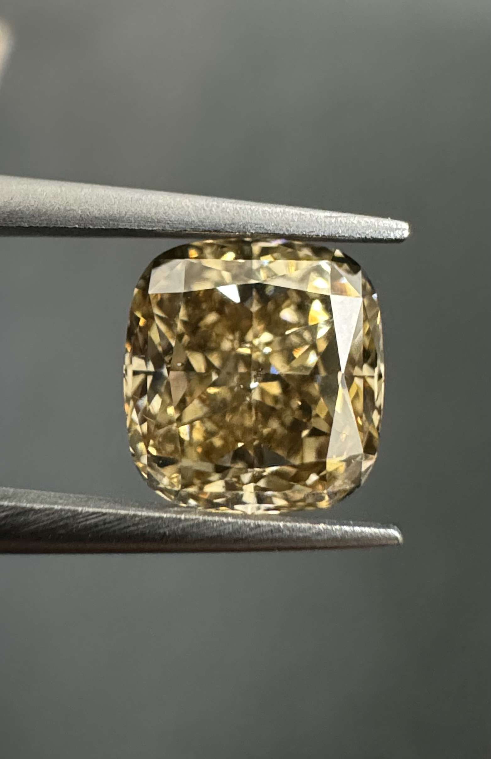 1.53ct Cushion SINGLE image 3 of 4
