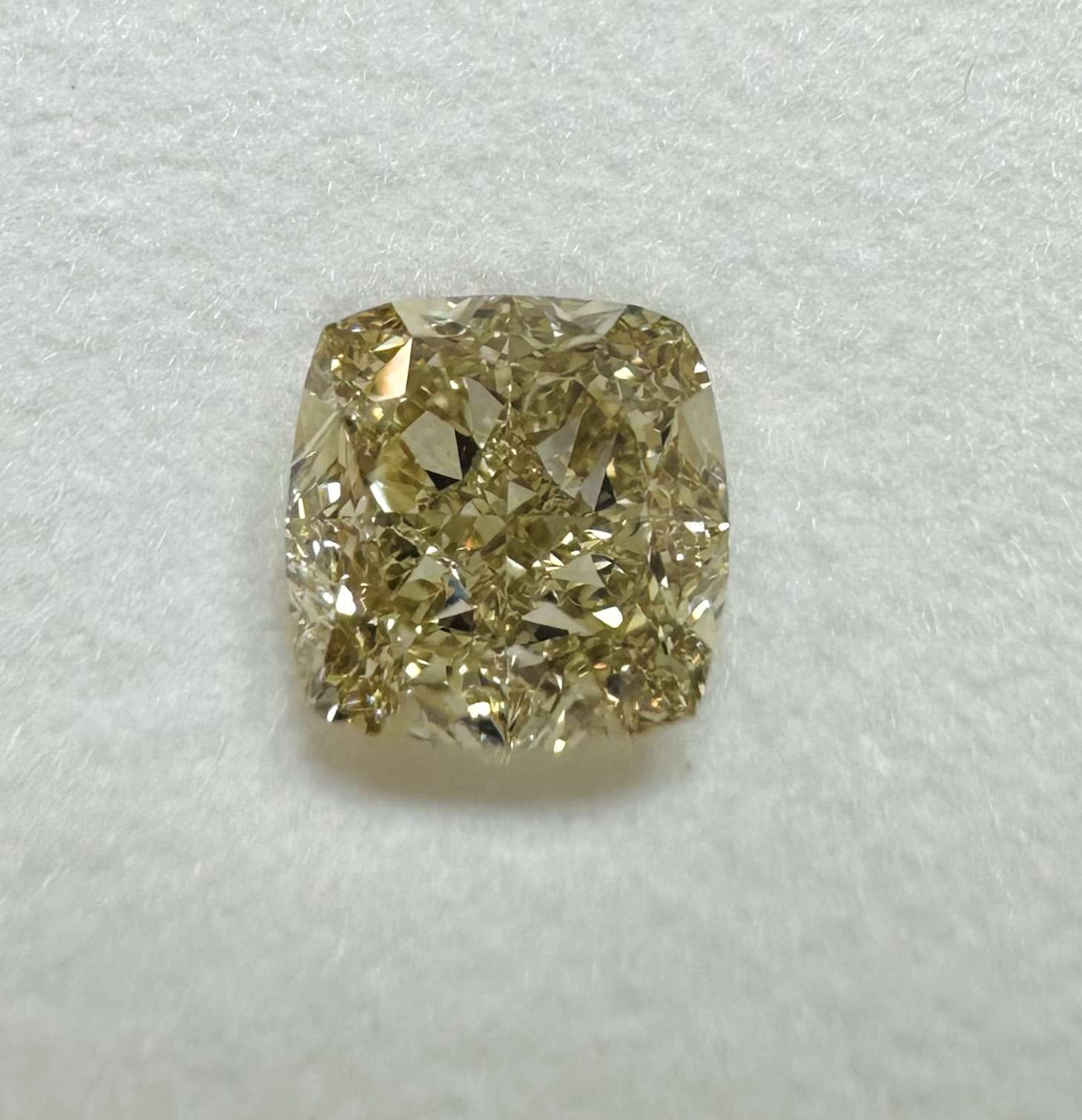 1.53ct Cushion SINGLE image 2 of 2