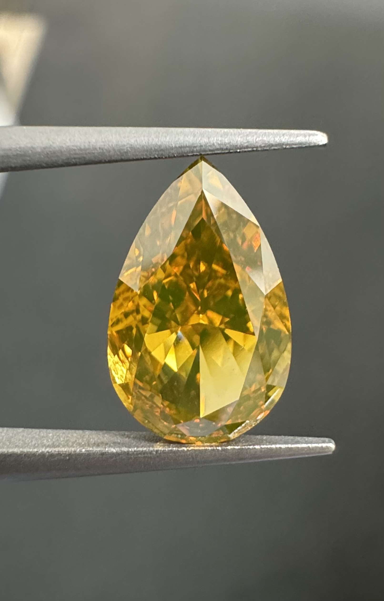 2.53ct Pear SINGLE image 2 of 3
