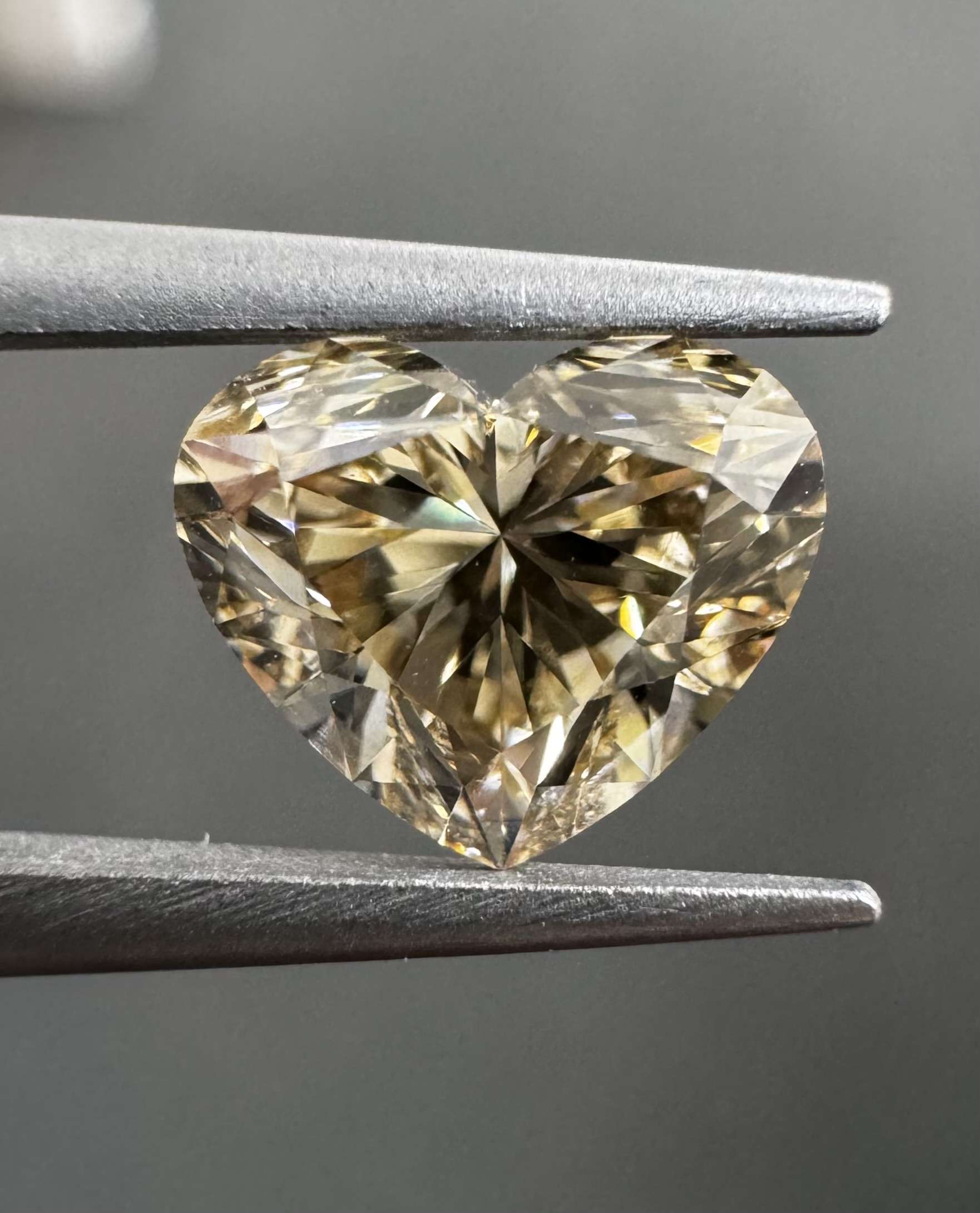1.01ct Heart SINGLE image 3 of 4