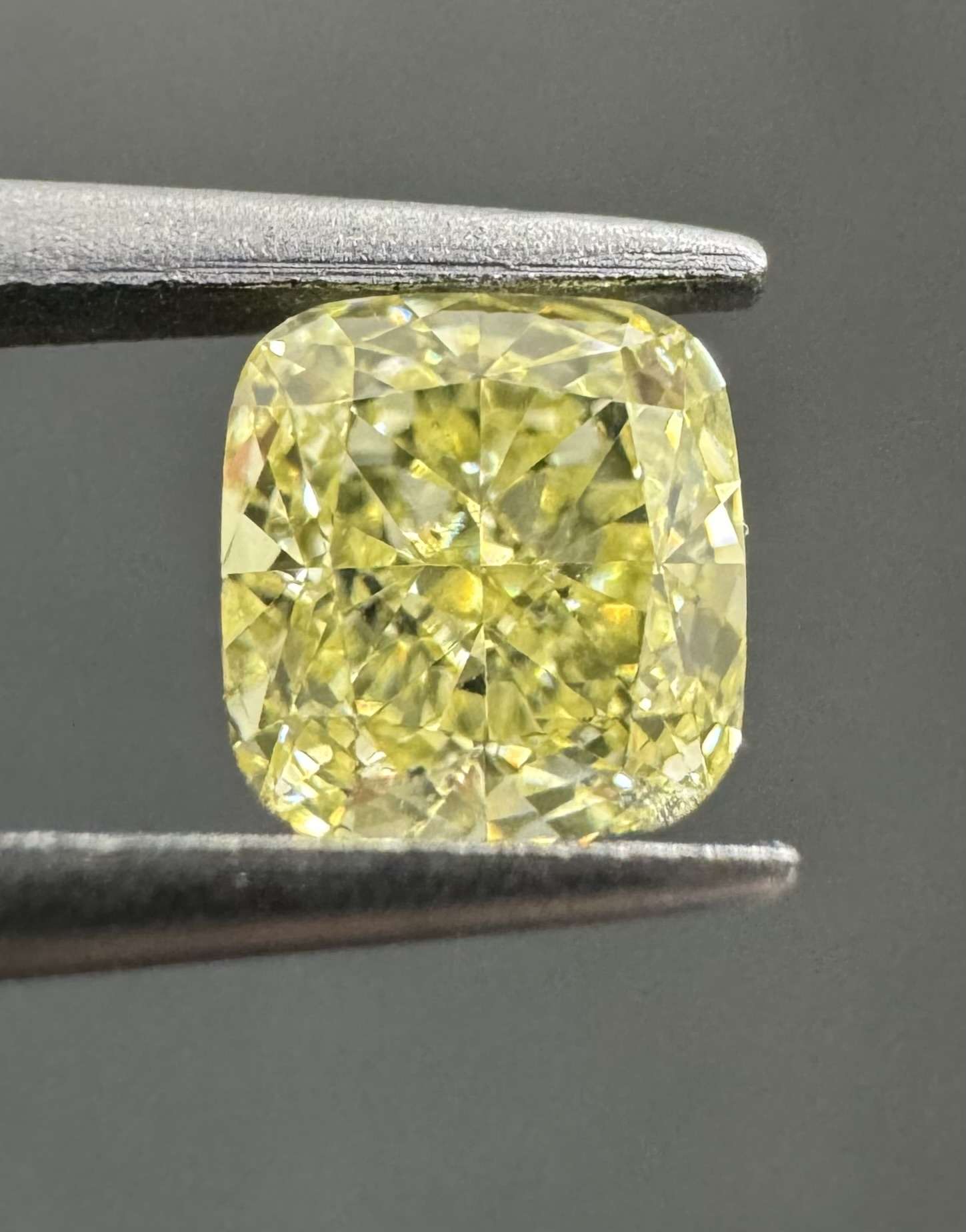 0.48ct Cushion SINGLE image 2 of 2