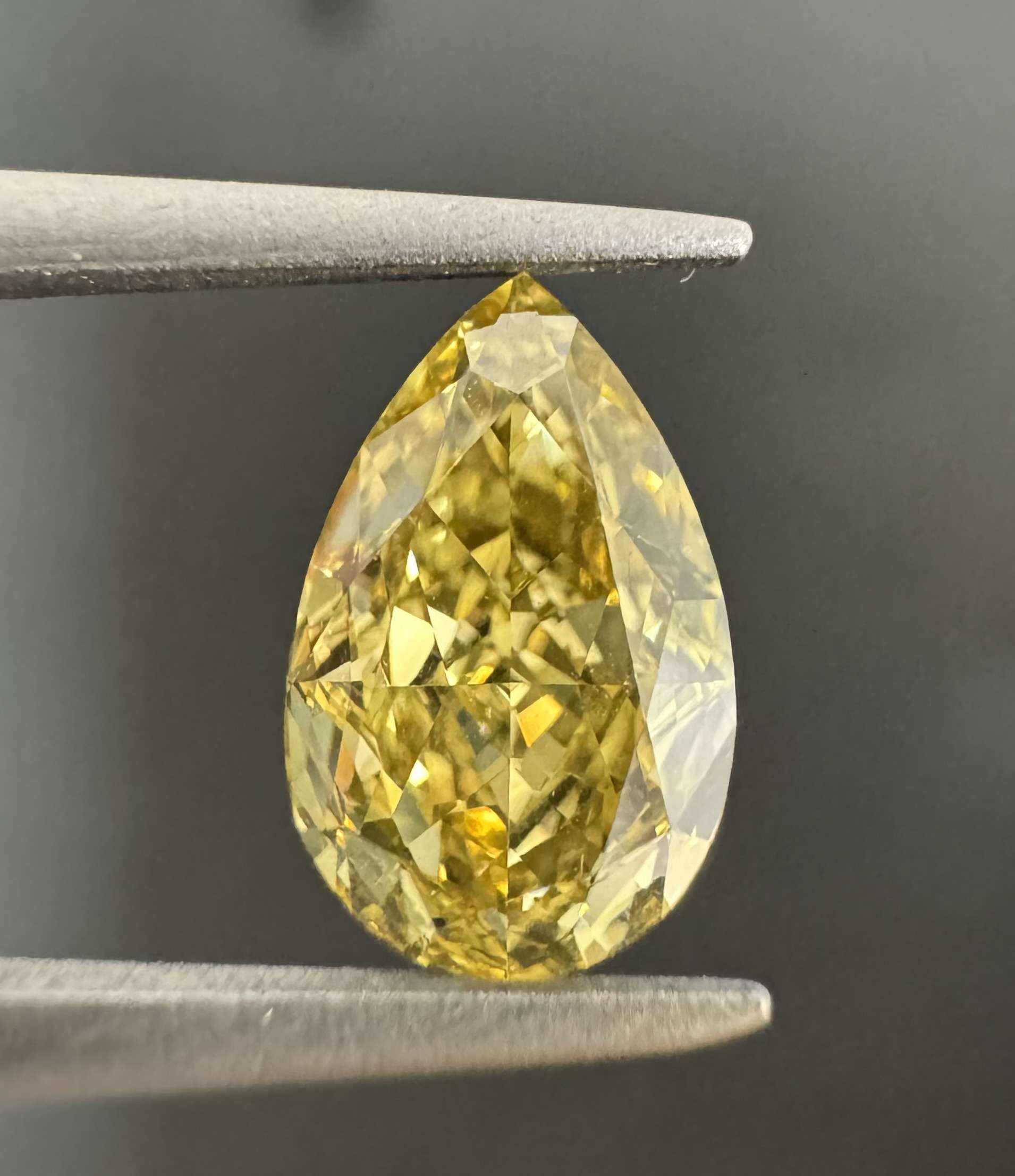 1.05ct Pear SINGLE image 3 of 4