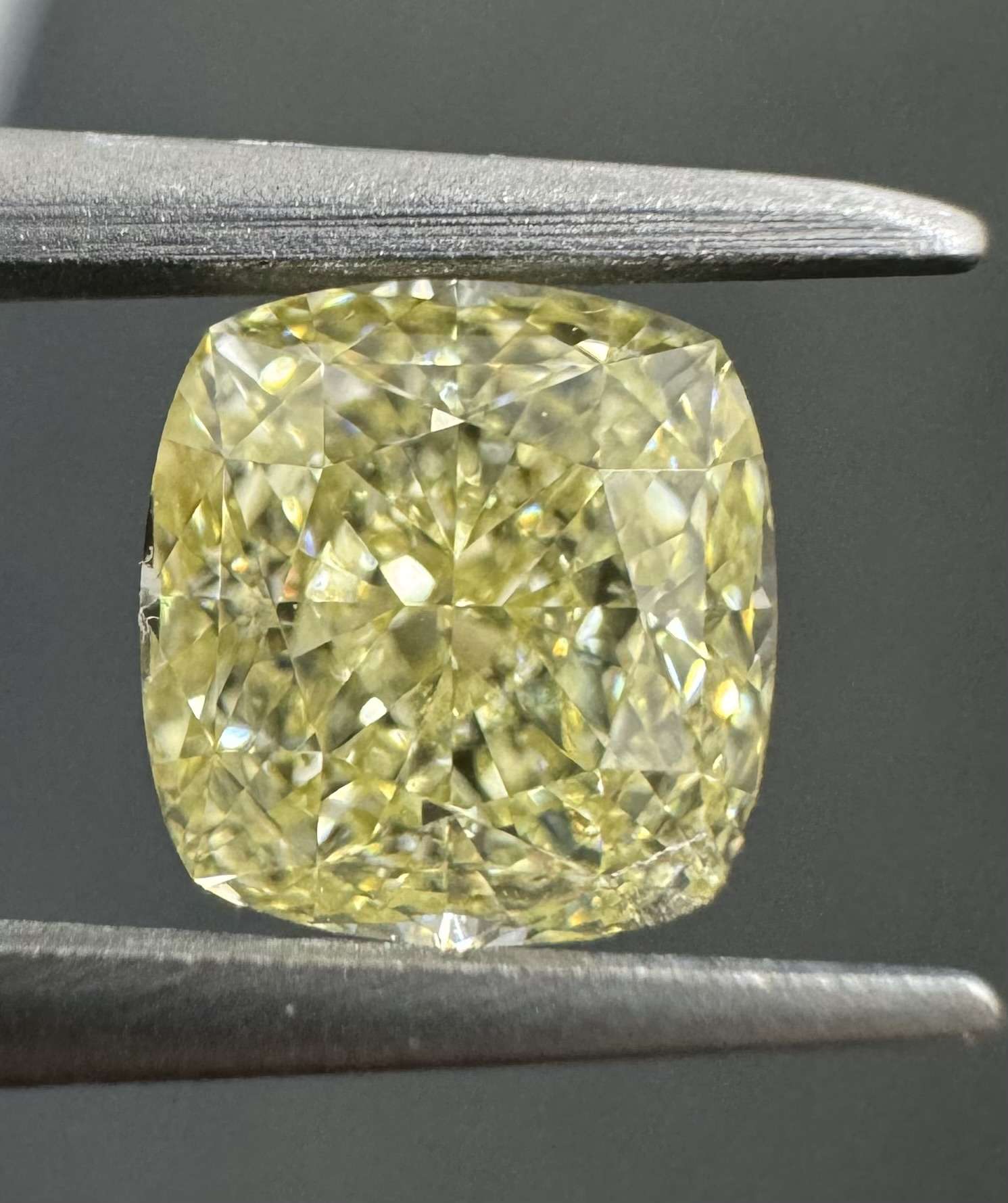 1.25ct Cushion SINGLE image 2 of 3