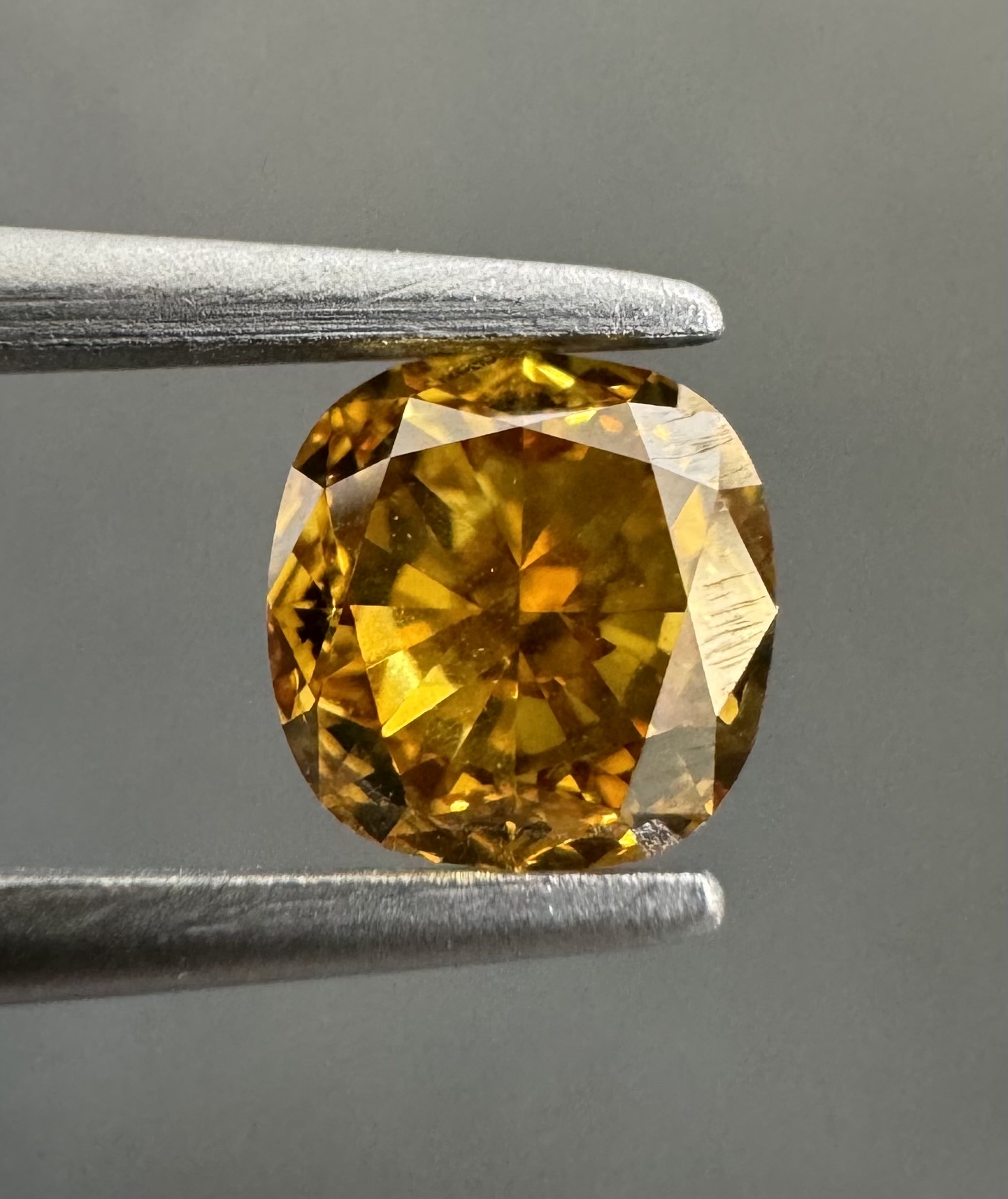 0.71ct Cushion SINGLE image 3 of 4