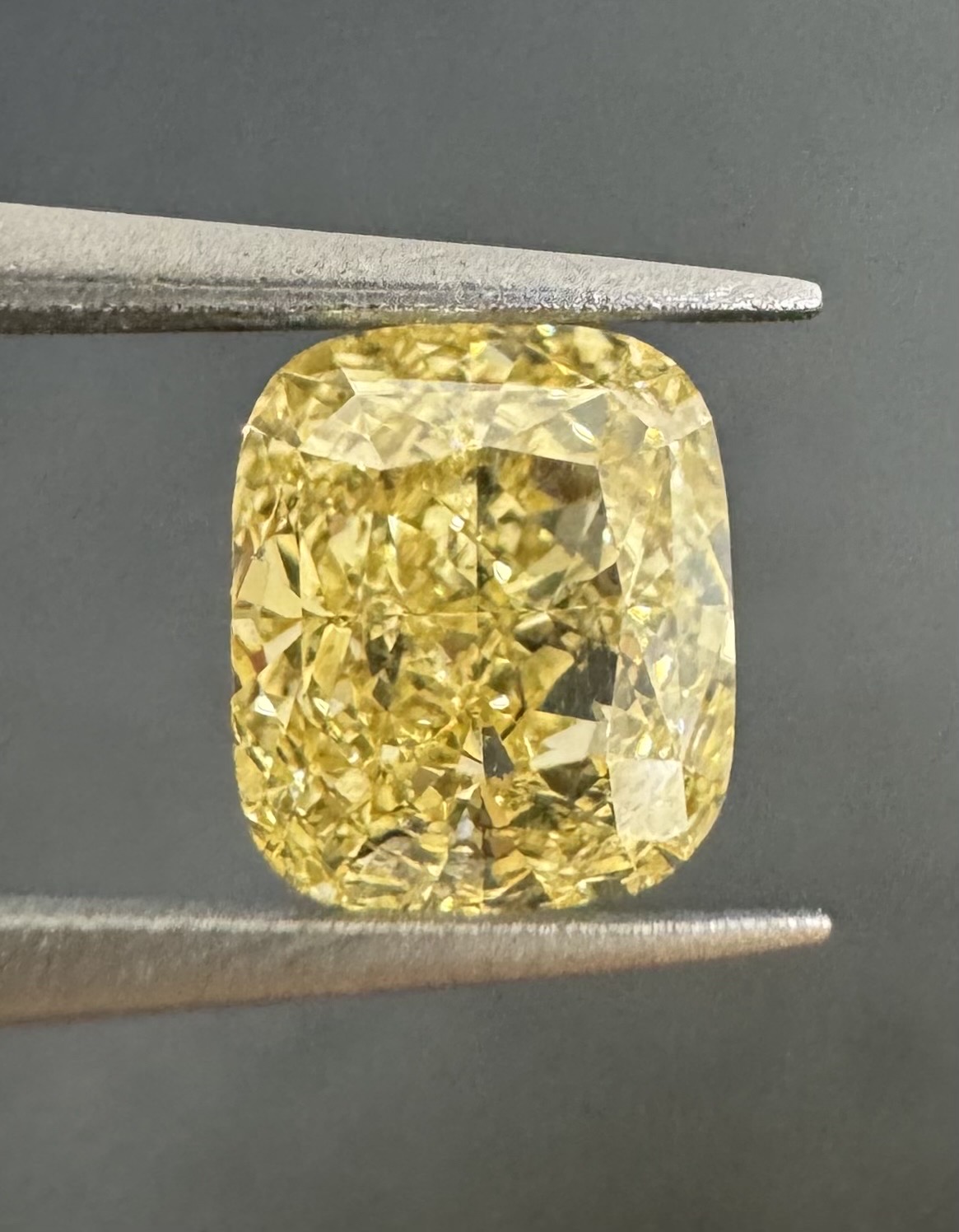 1.50ct Cushion SINGLE image 2 of 3