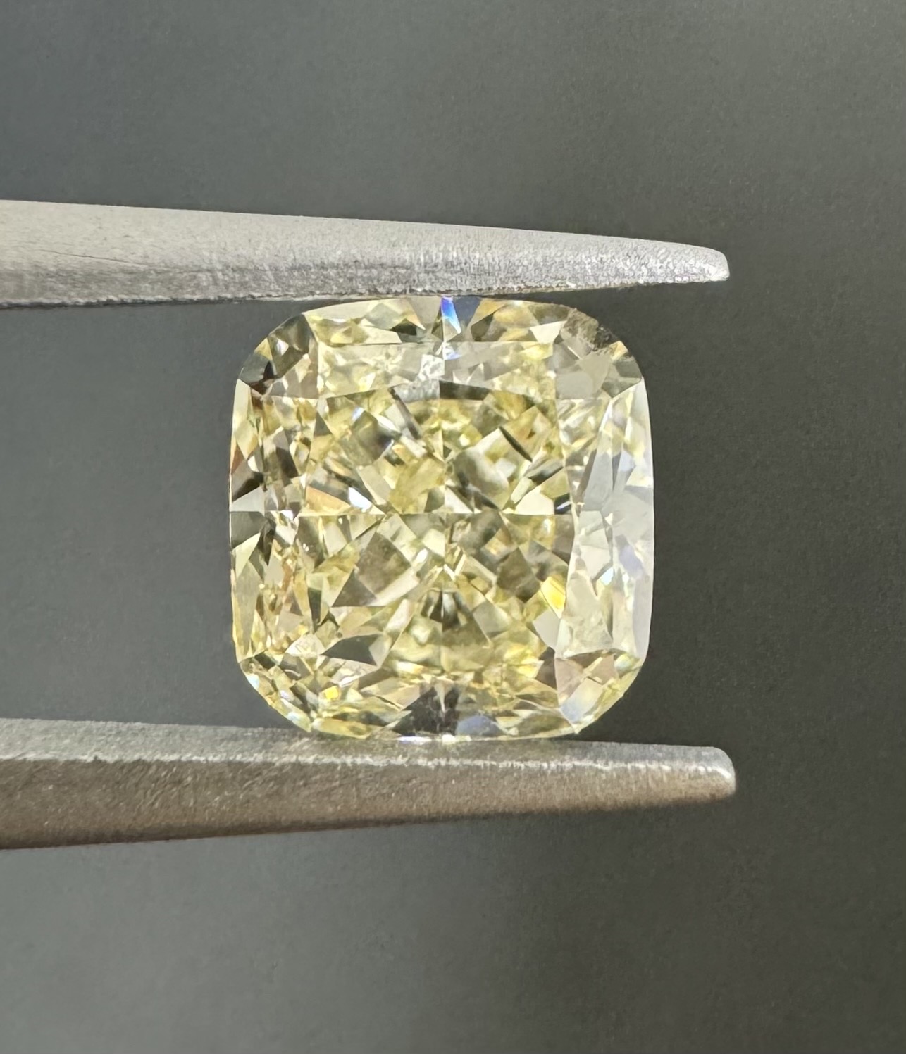 1.21ct Cushion SINGLE image 3 of 4