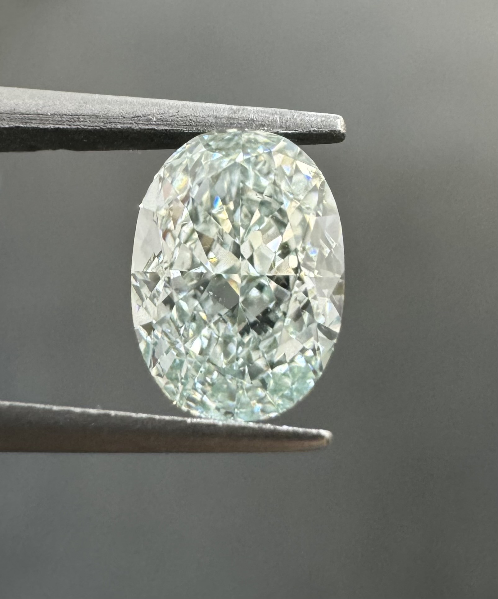 1.01ct Oval SINGLE image 2 of 3