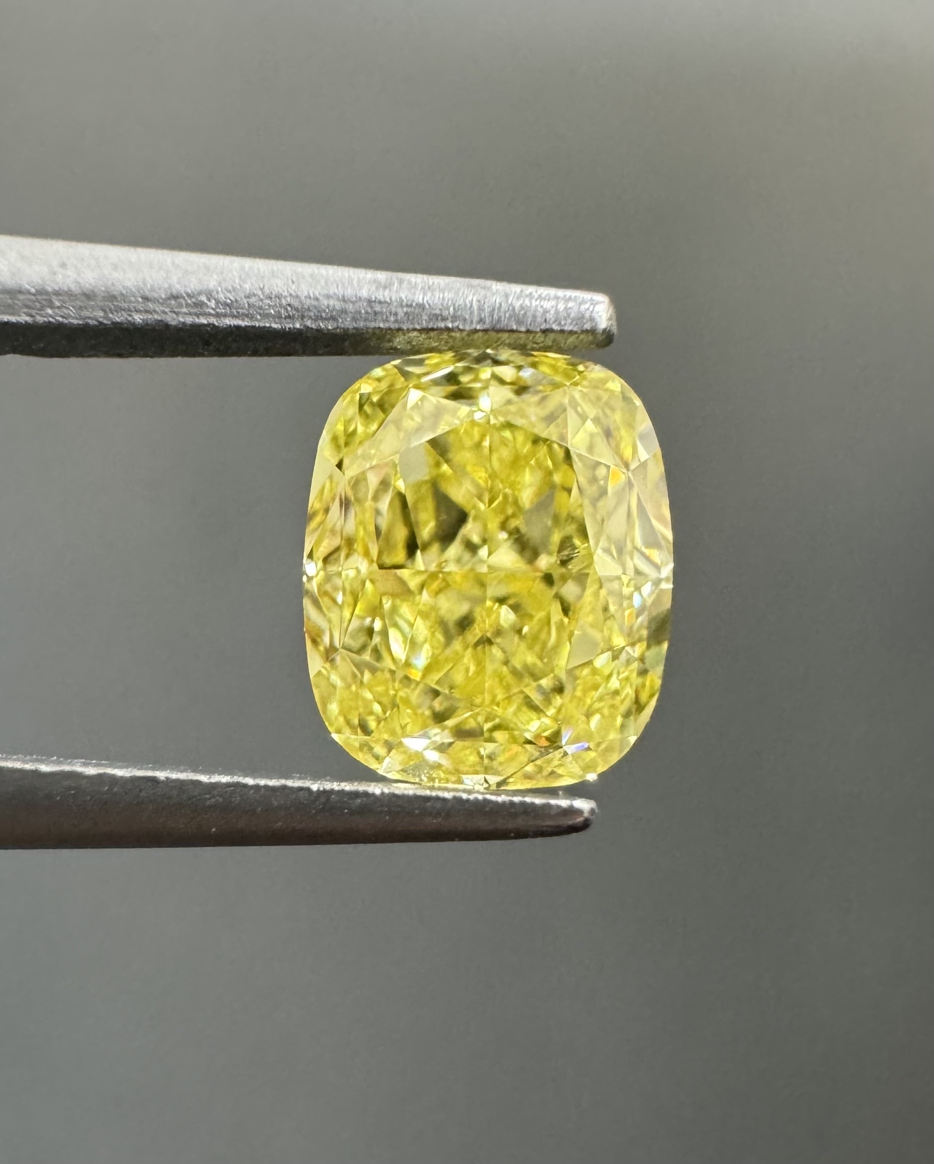 0.64ct Cushion SINGLE image 2 of 3