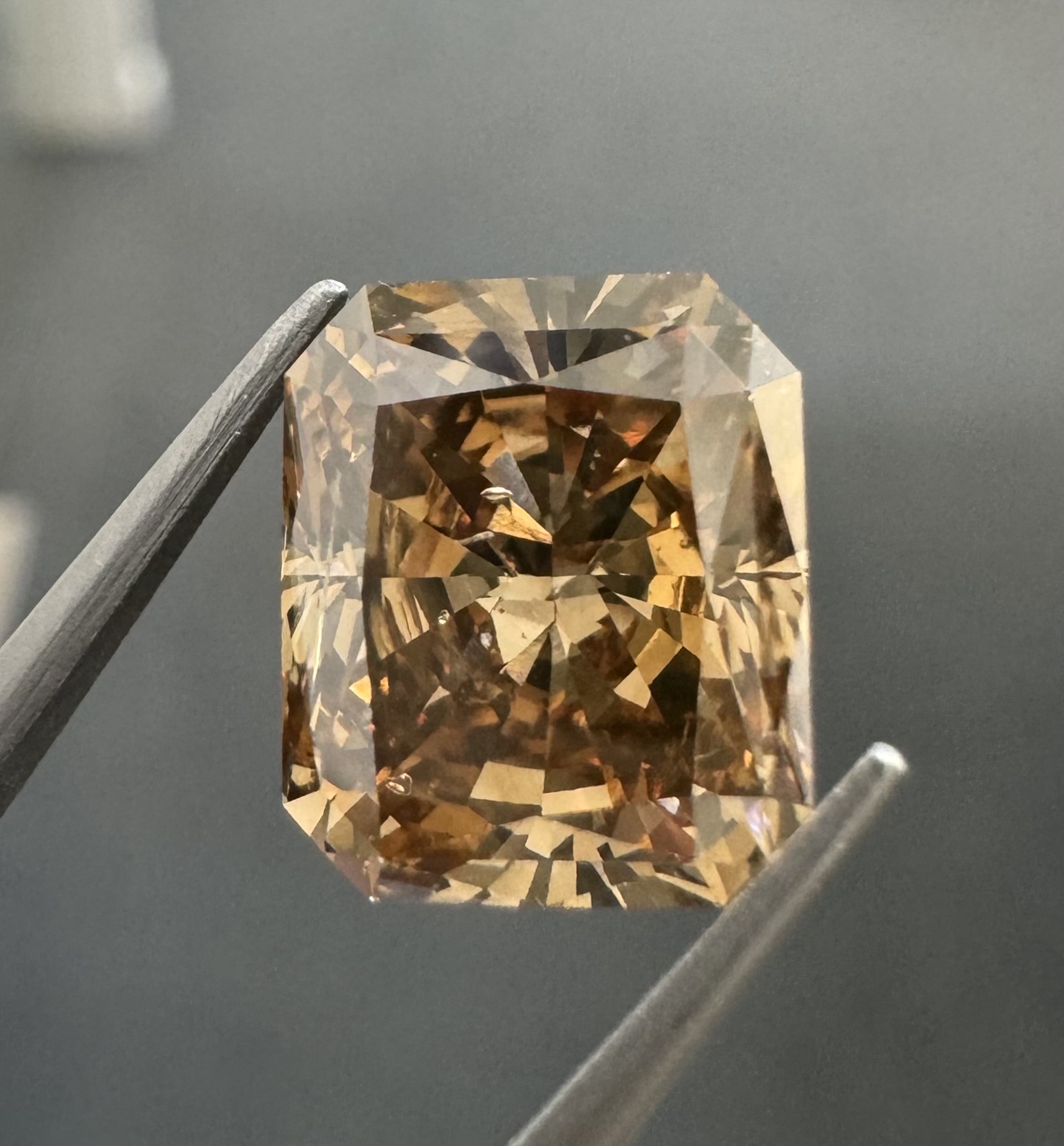 5.22ct Radiant SINGLE image 3 of 4