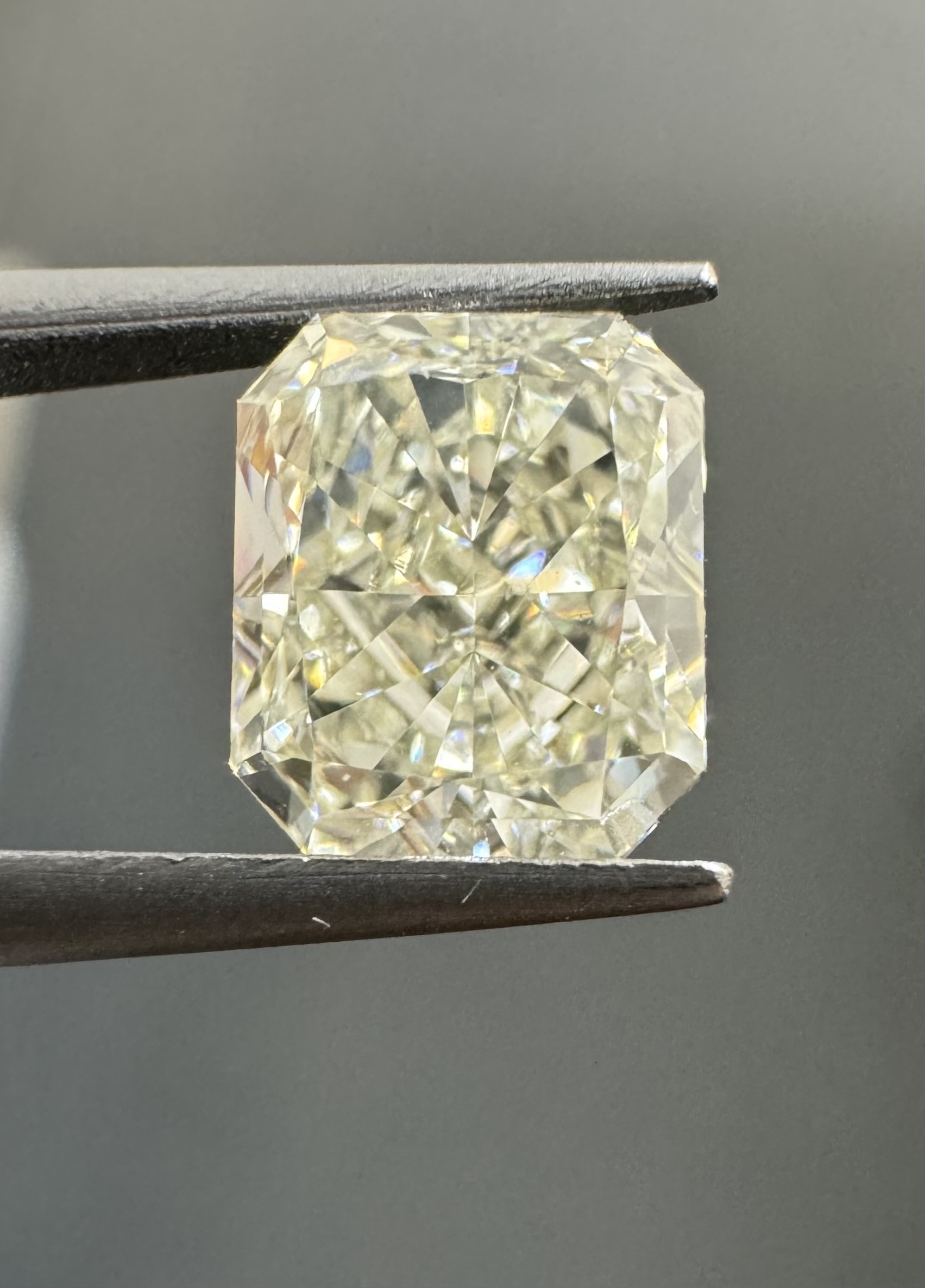 1.01ct Radiant SINGLE image 3 of 4