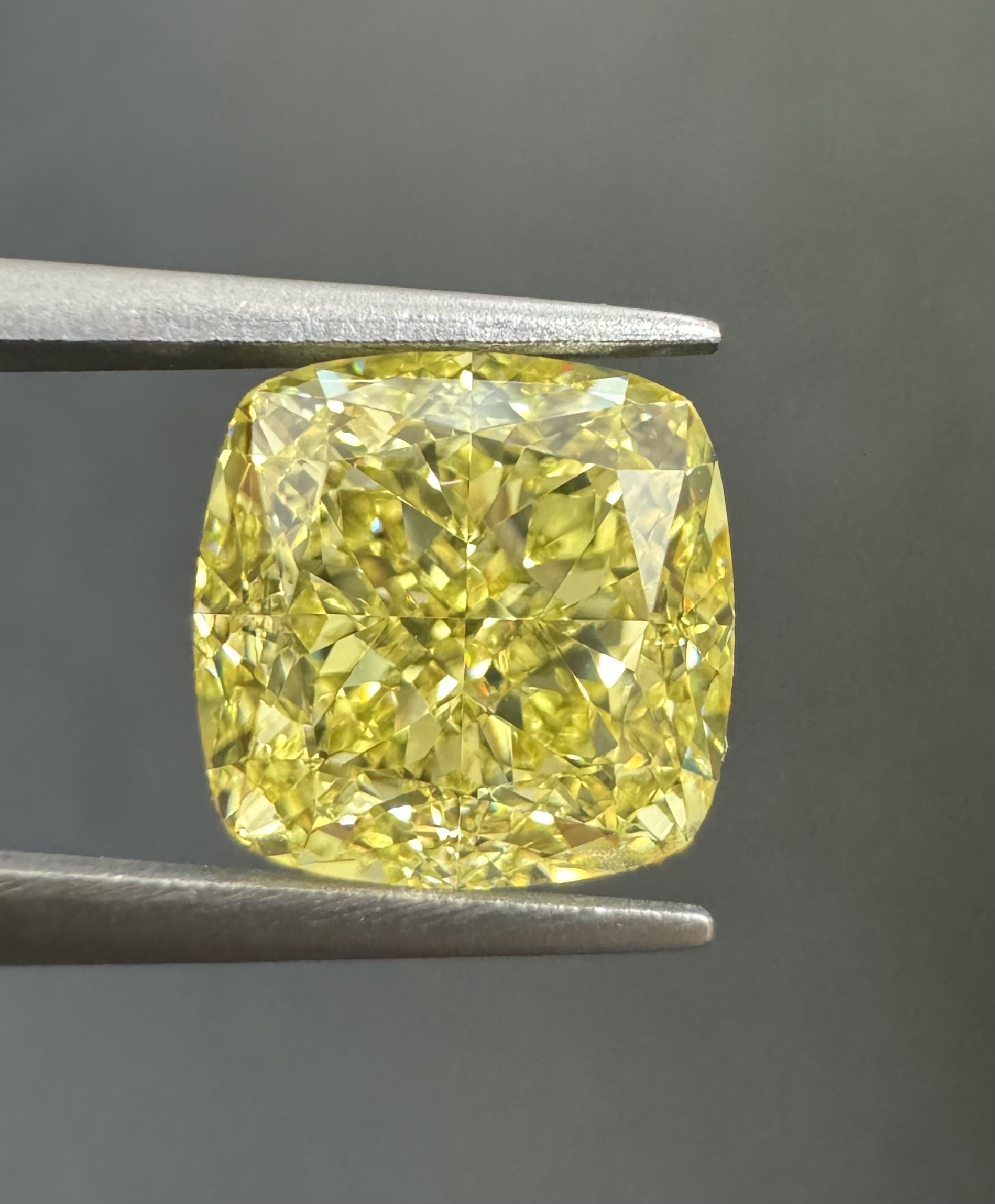 4.13ct Cushion SINGLE image 2 of 3