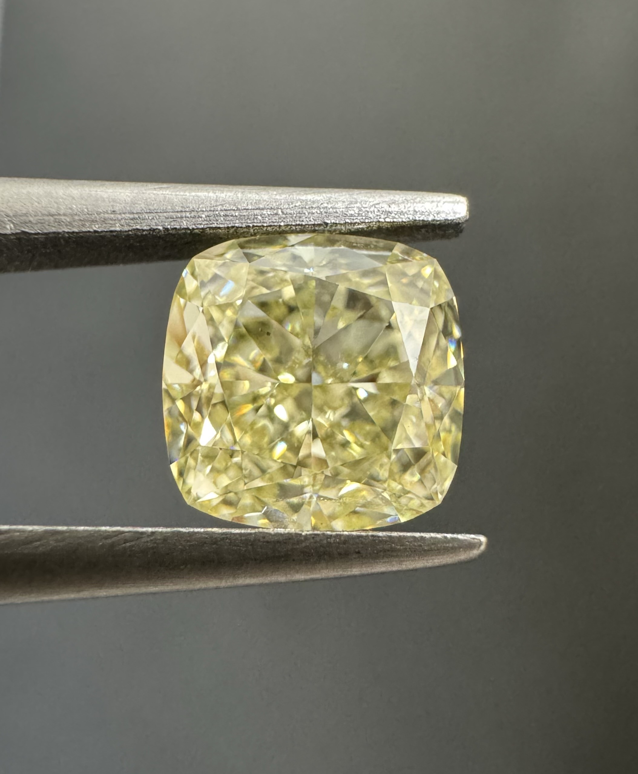 1.17ct Cushion SINGLE image 2 of 2