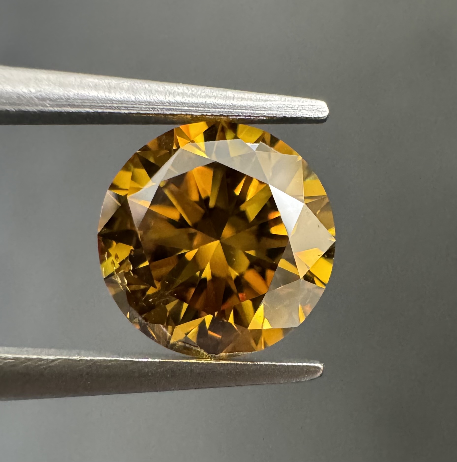 1.00ct Round SINGLE image 2 of 3