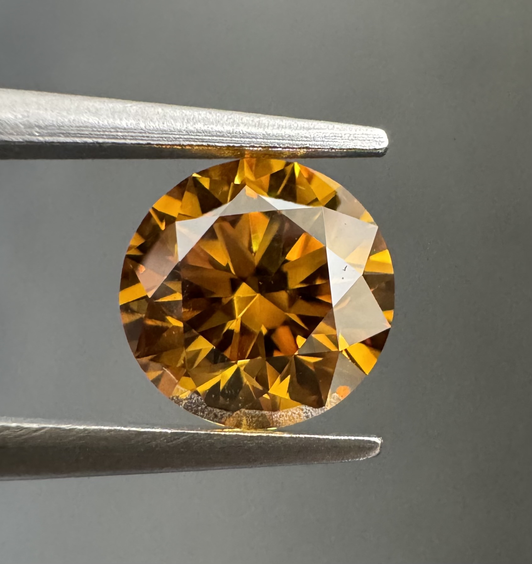 0.42ct Round SINGLE image 2 of 3