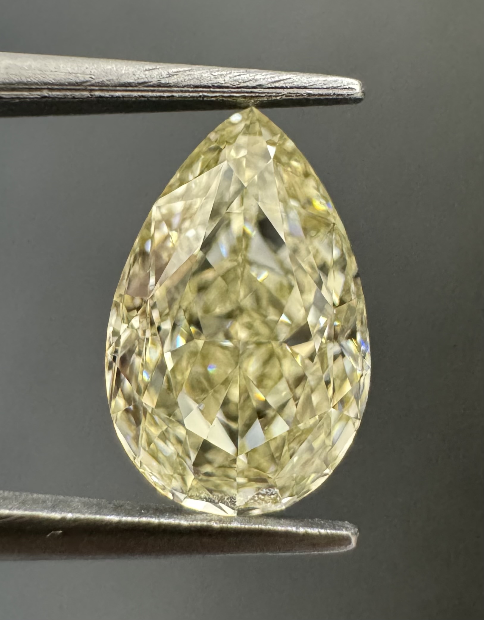 1.03ct Pear SINGLE image 2 of 3