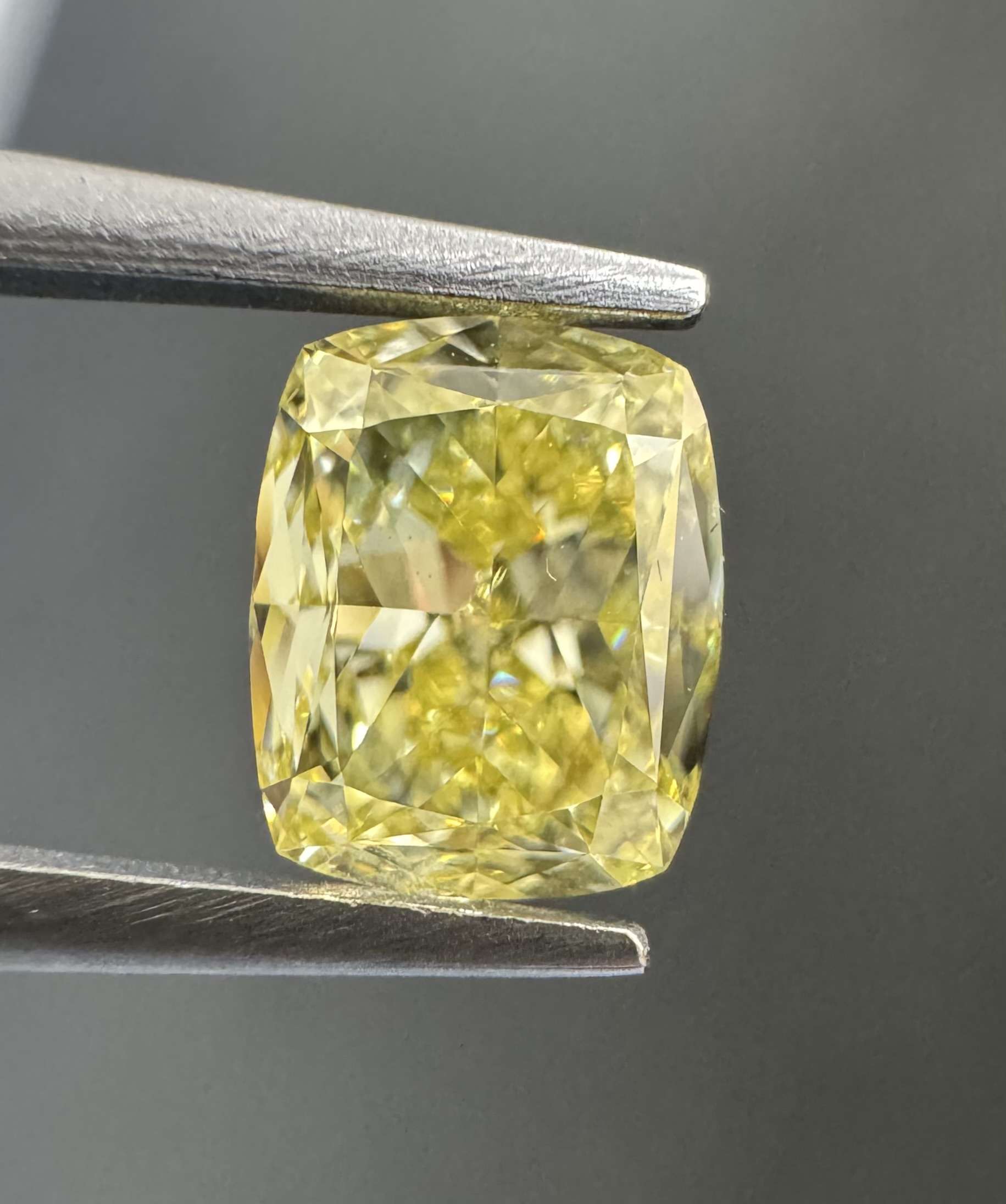 1.00ct Cushion SINGLE image 2 of 3