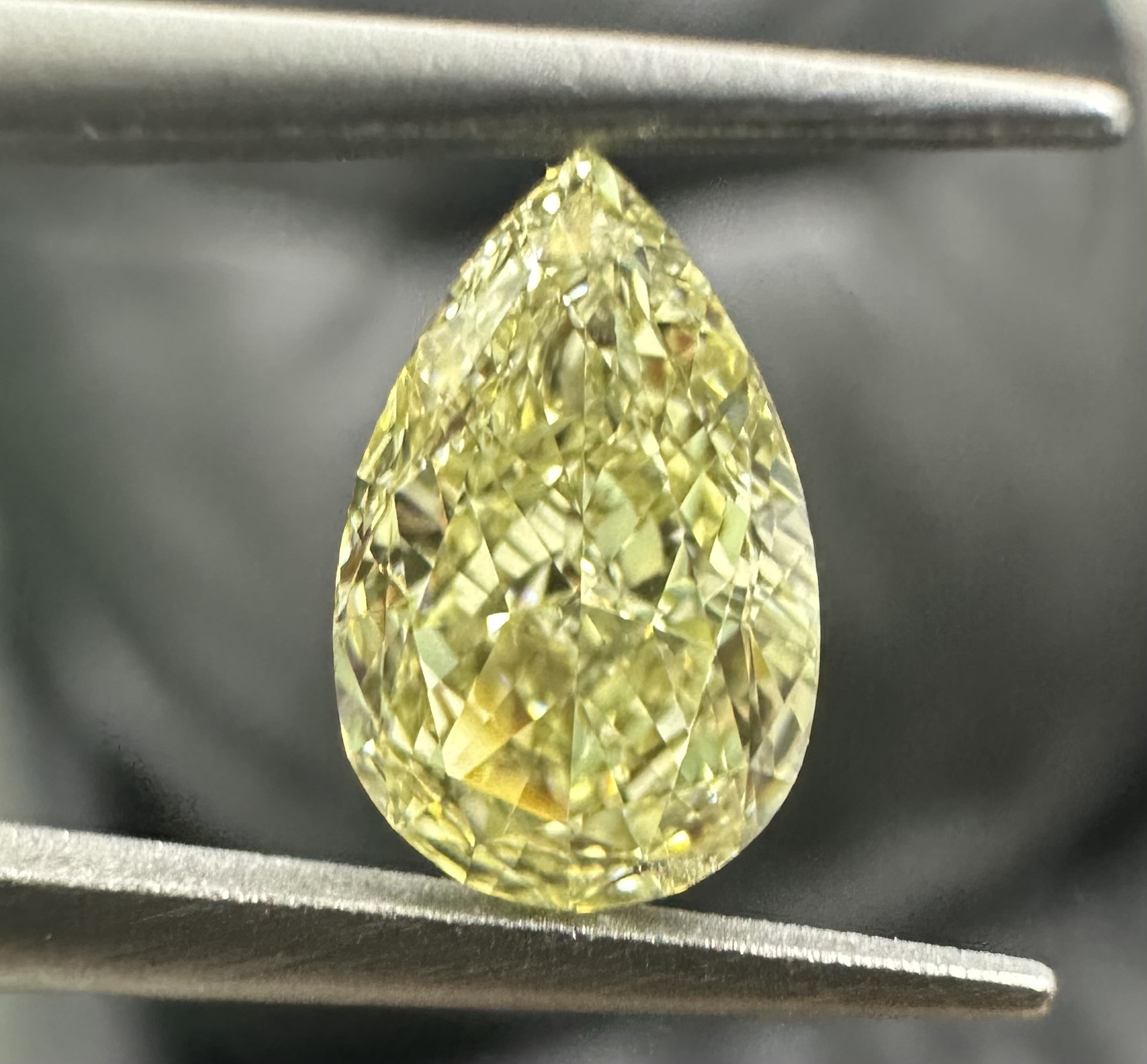 1.02ct Pear SINGLE image 2 of 3