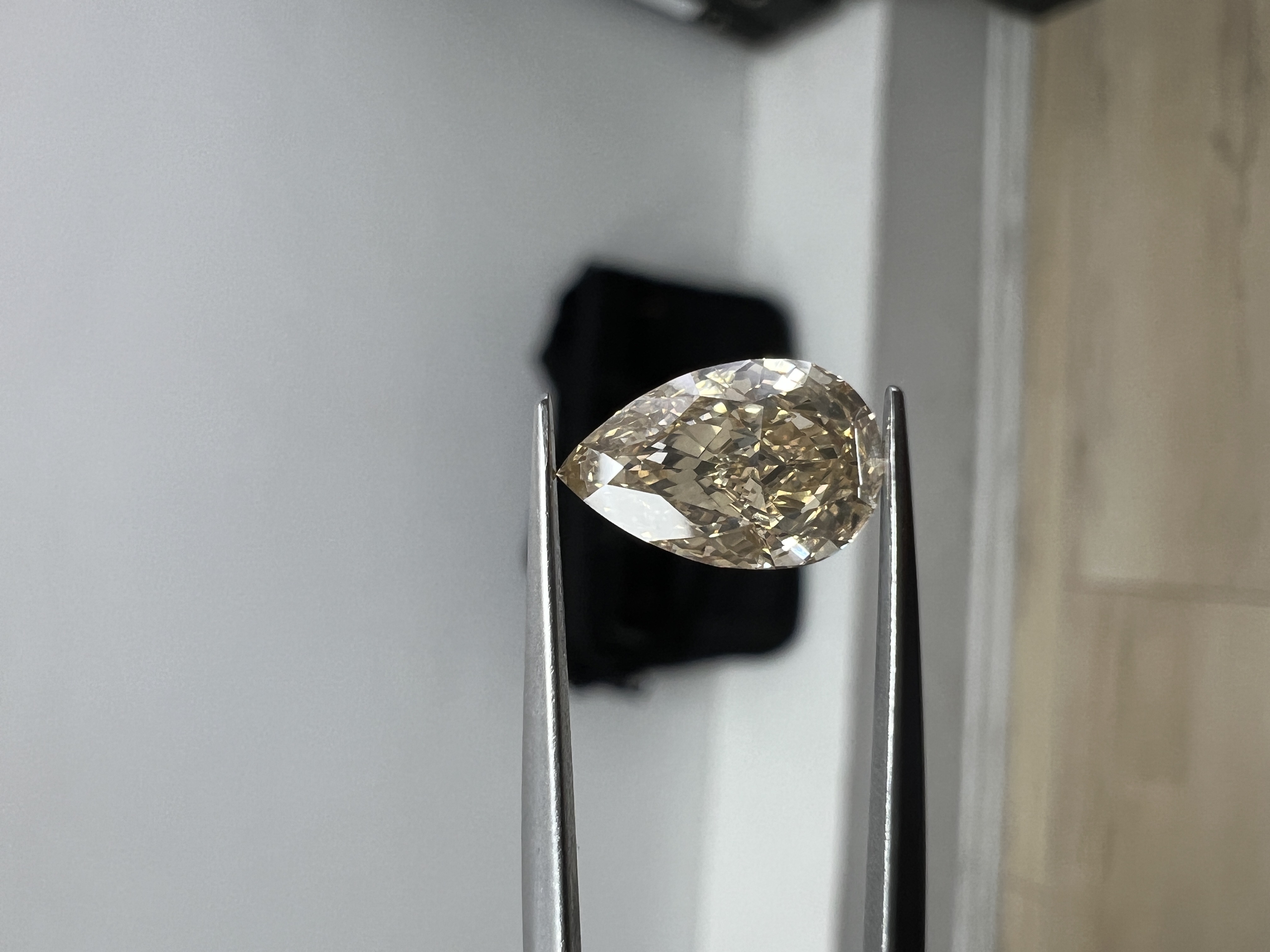 2.00ct Pear SINGLE image 2 of 3