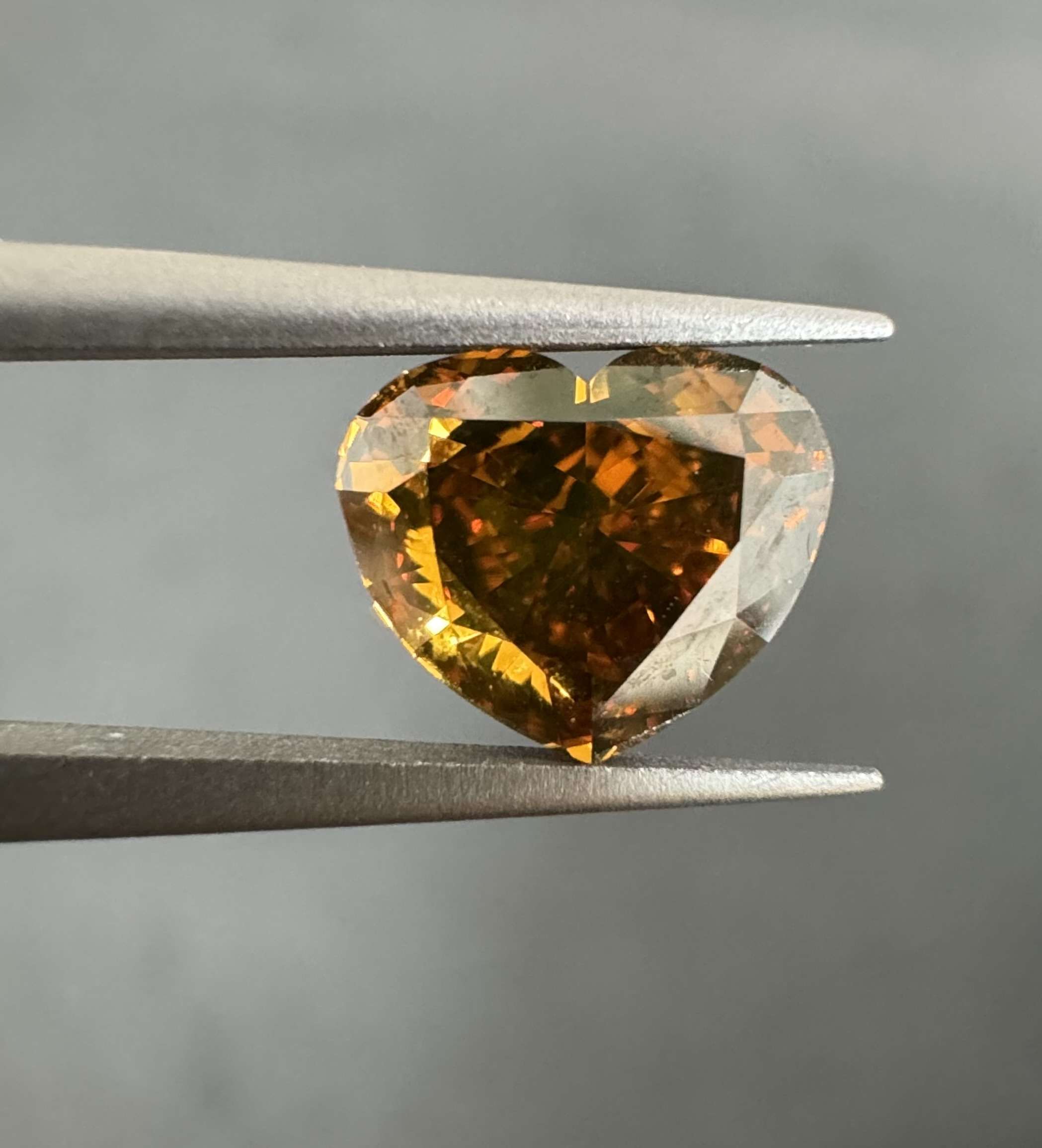2.01ct Heart SINGLE image 2 of 3