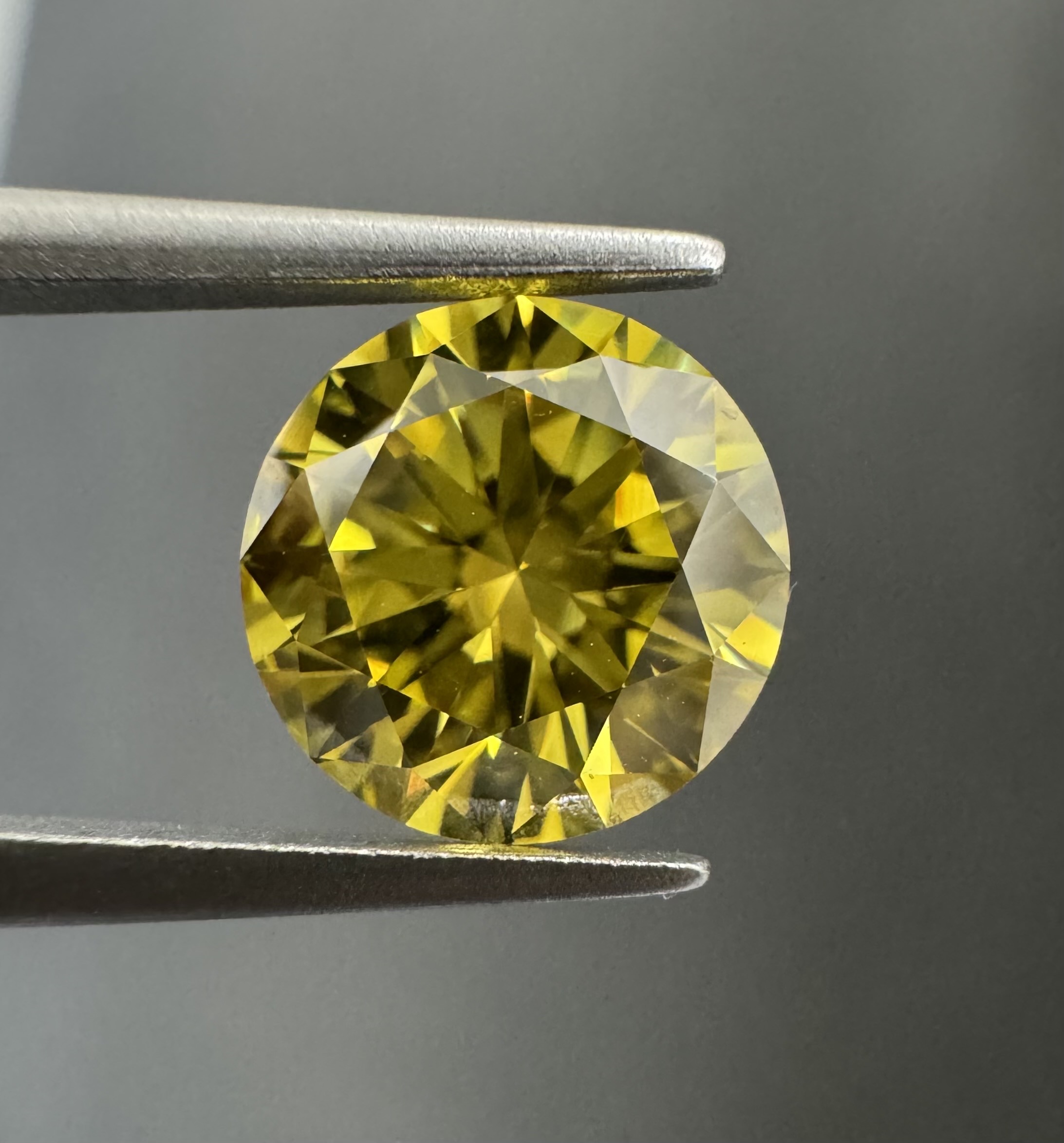 1.02ct Round SINGLE image 2 of 3