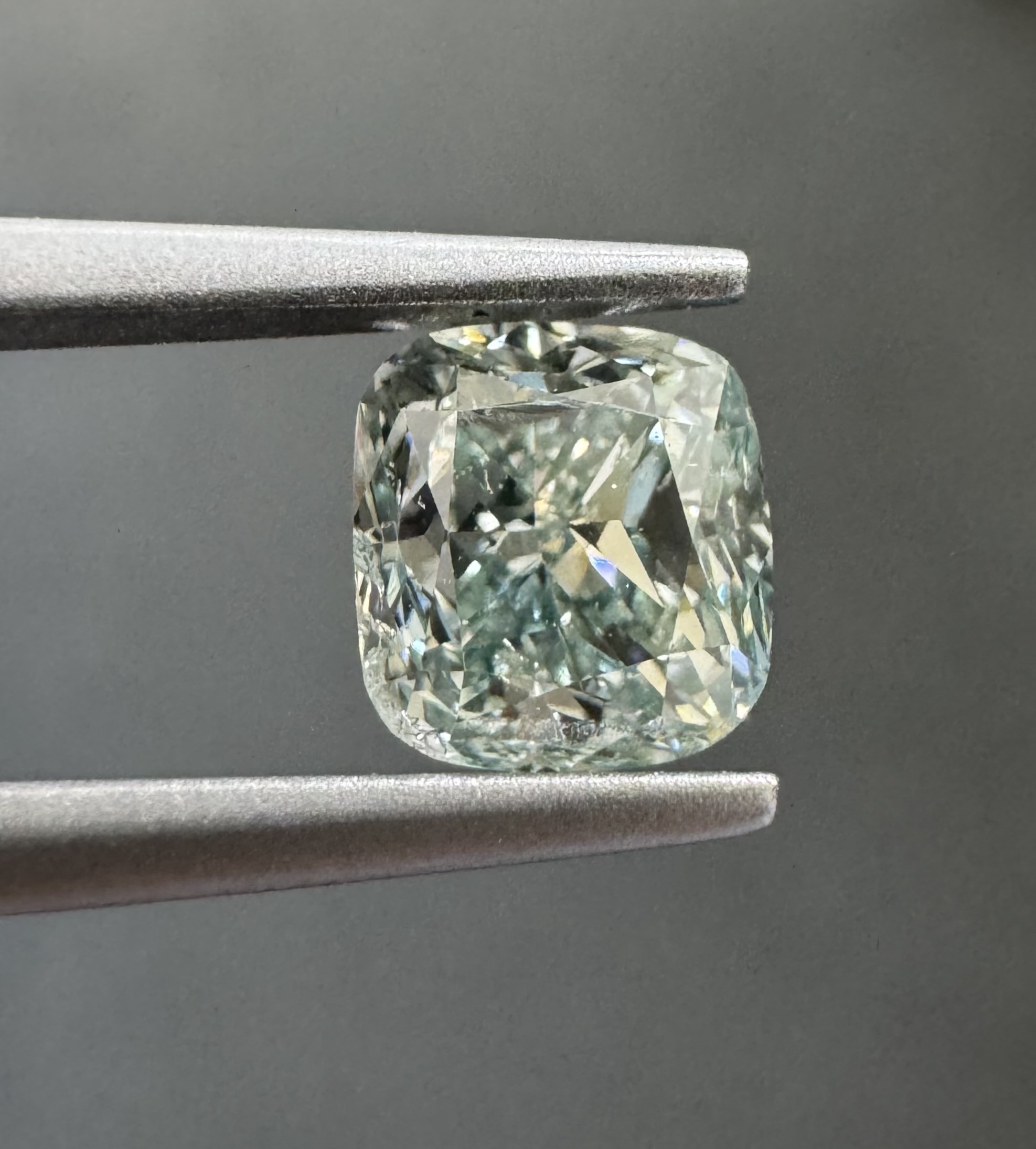 1.01ct Cushion SINGLE image 3 of 4