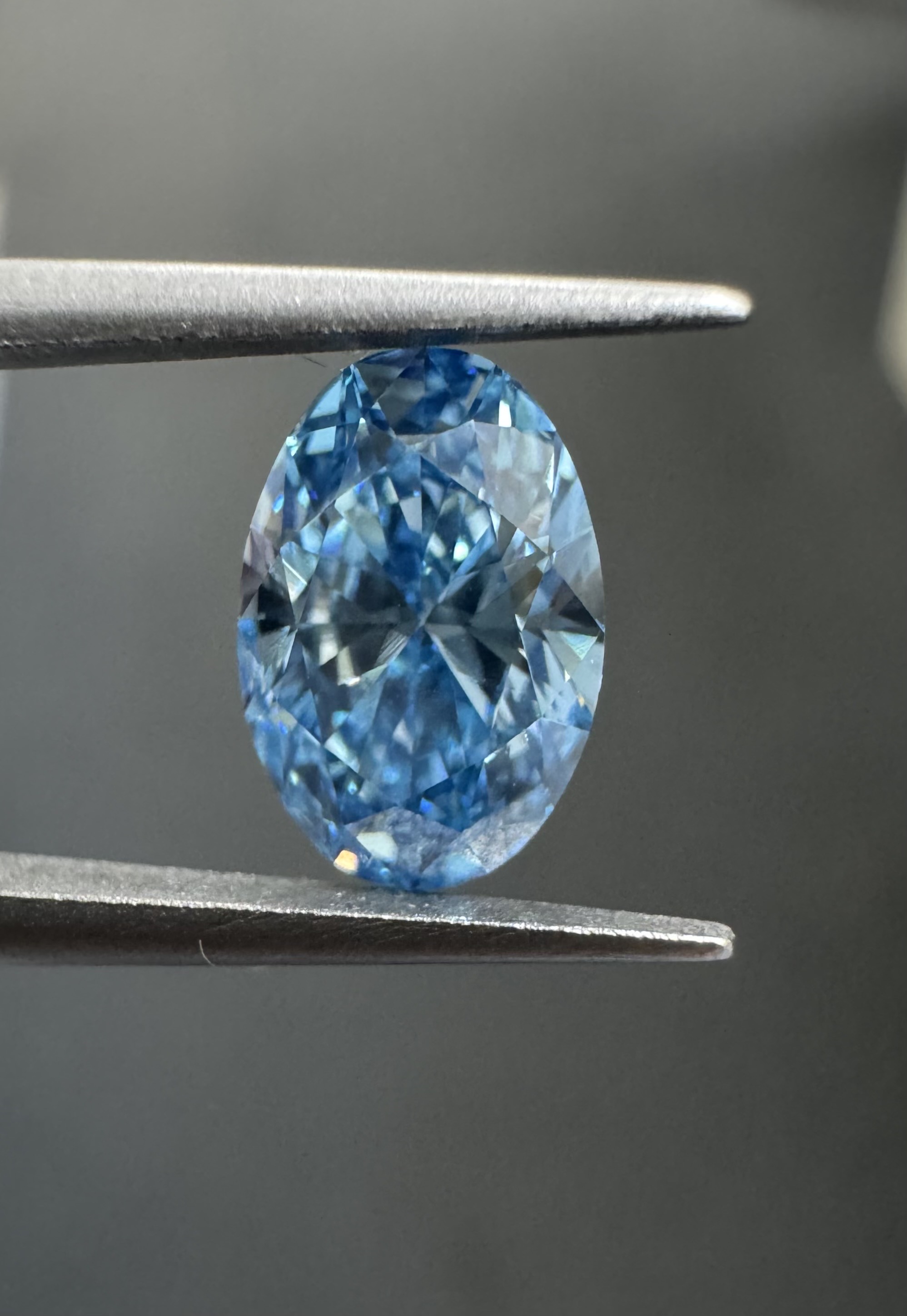 1.05ct Oval SINGLE image 2 of 3