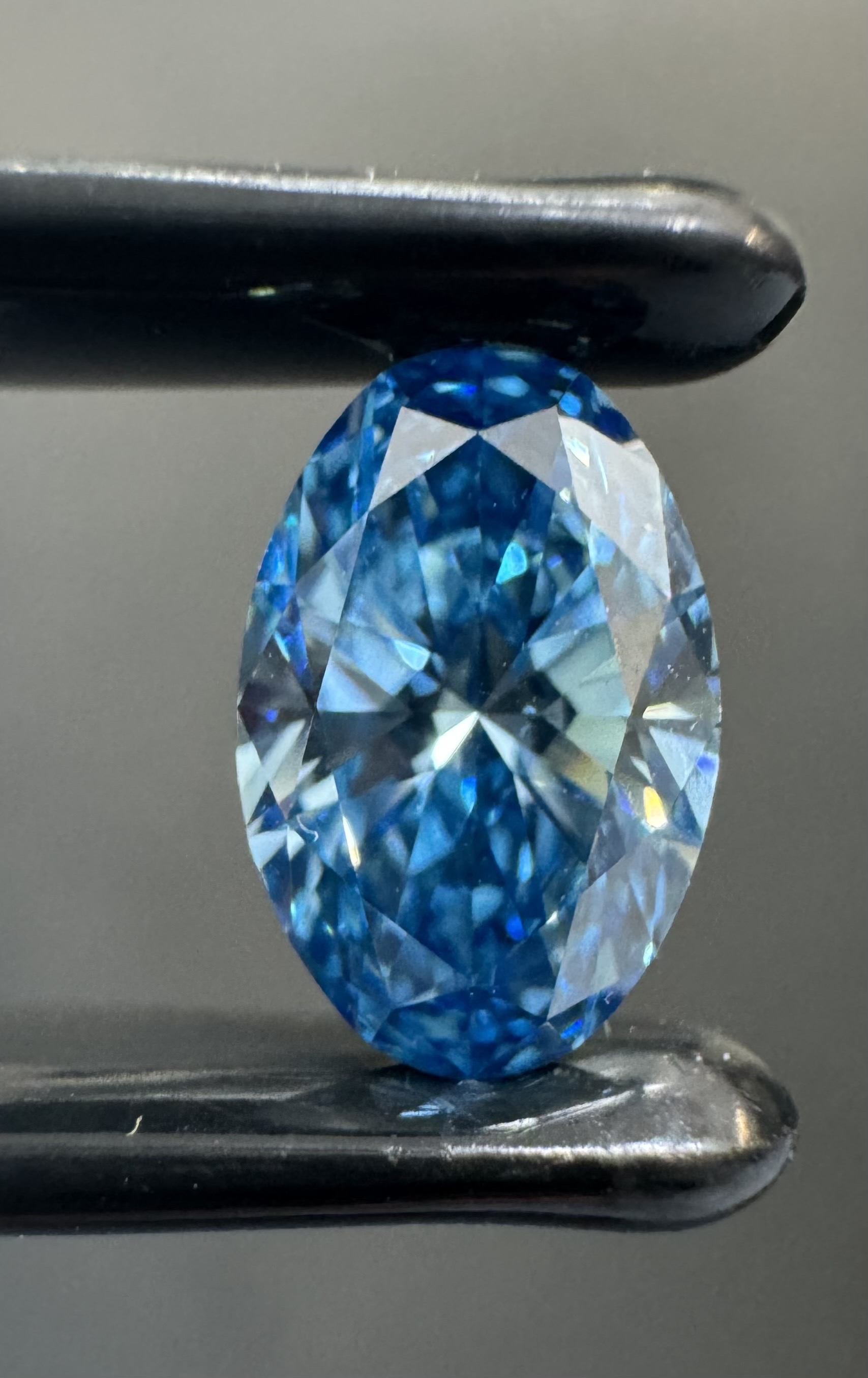 Fancy-Diam-diamond