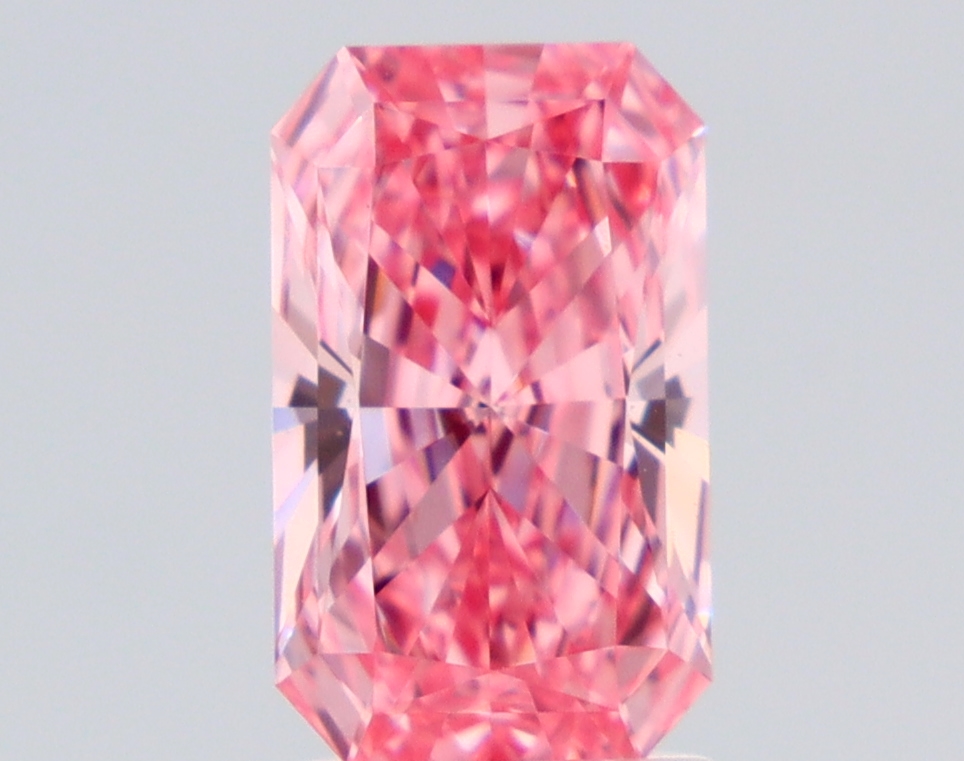 2.04ct Radiant SINGLE image 2 of 3