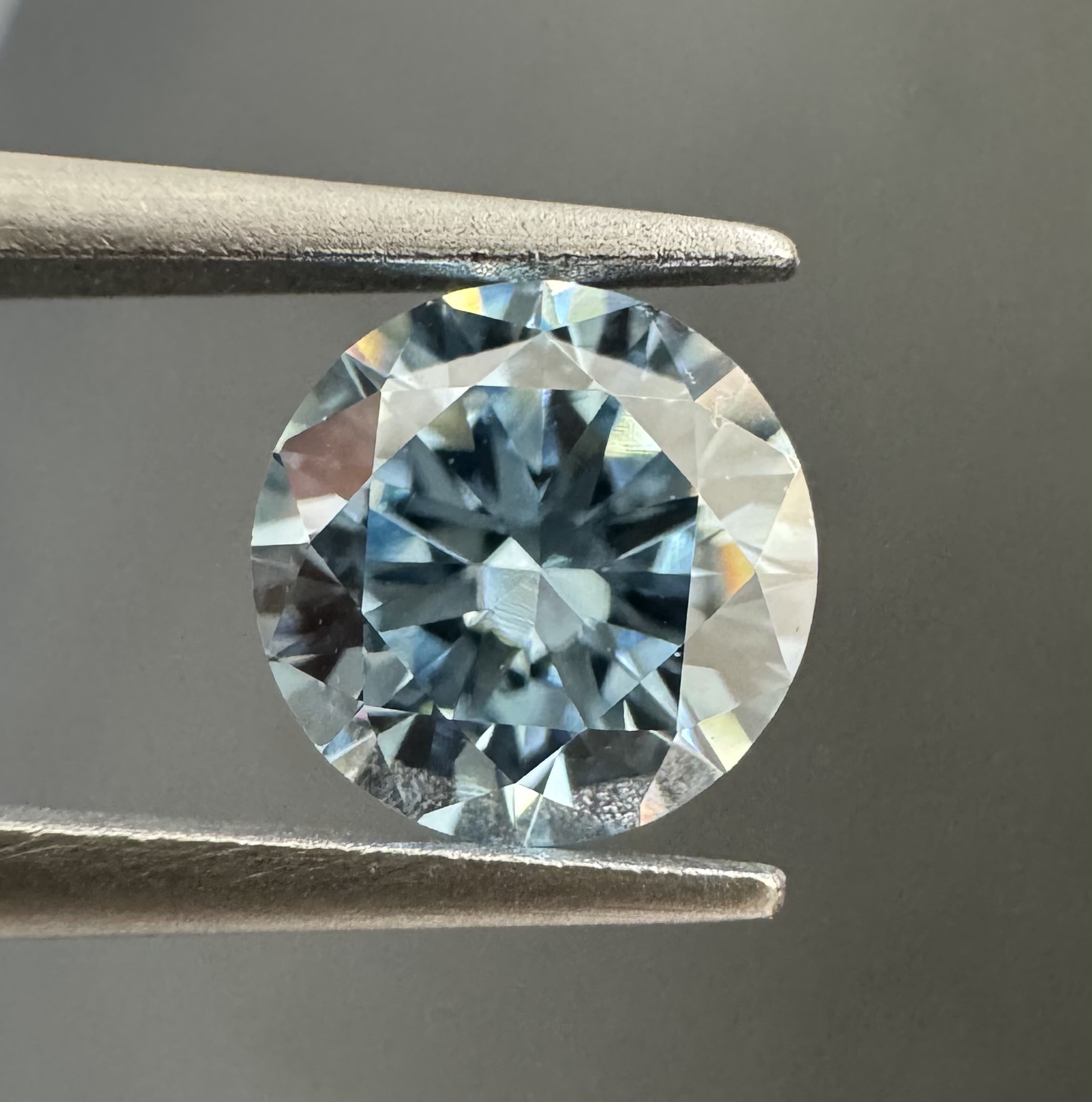 0.58ct Round SINGLE image 2 of 3