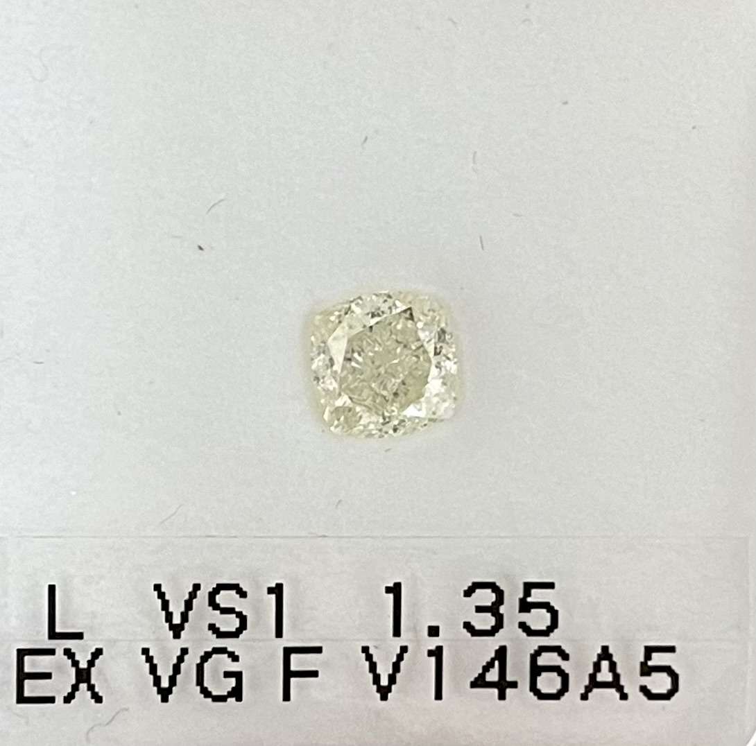 1.35ct Cushion SINGLE image 3 of 4