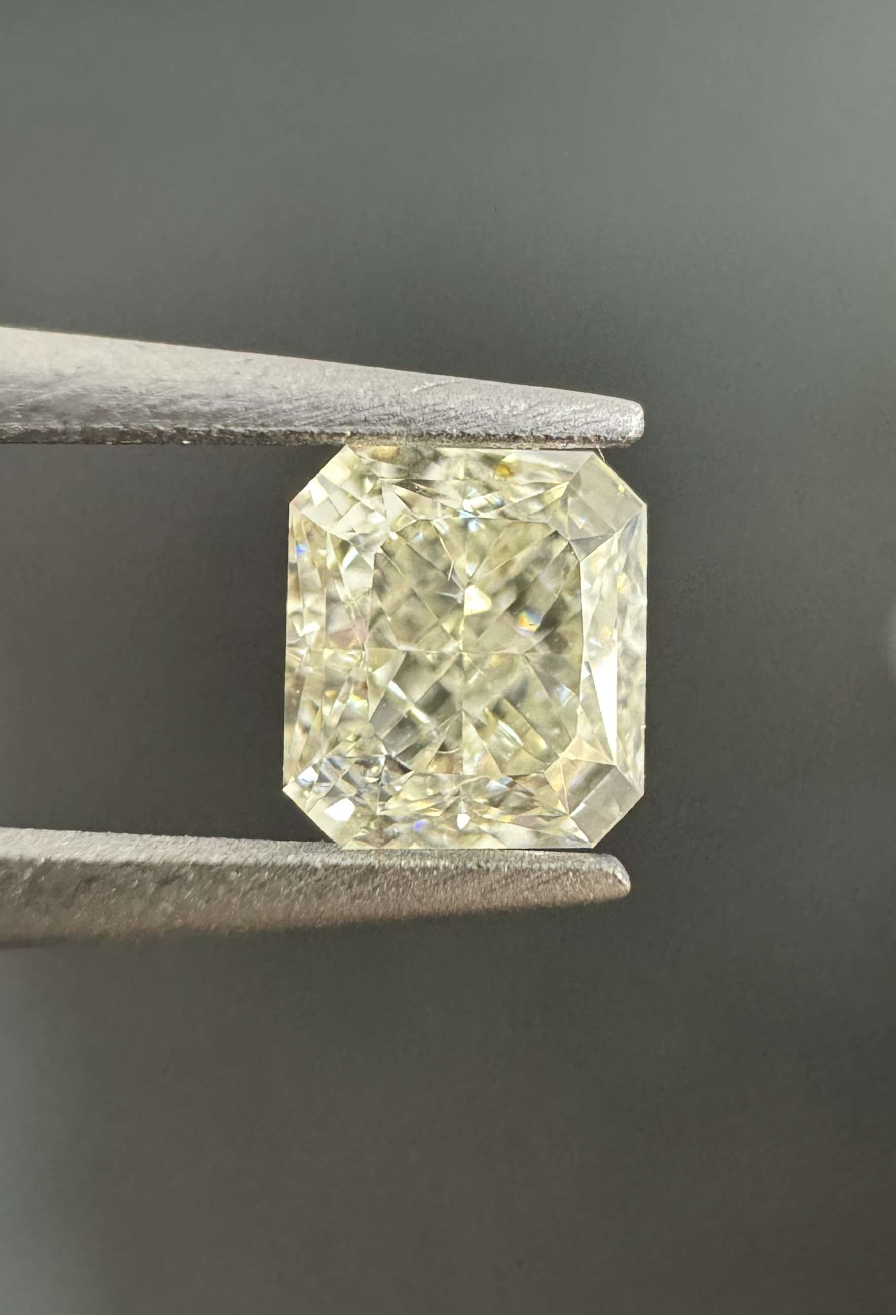 0.50ct Radiant SINGLE image 2 of 2