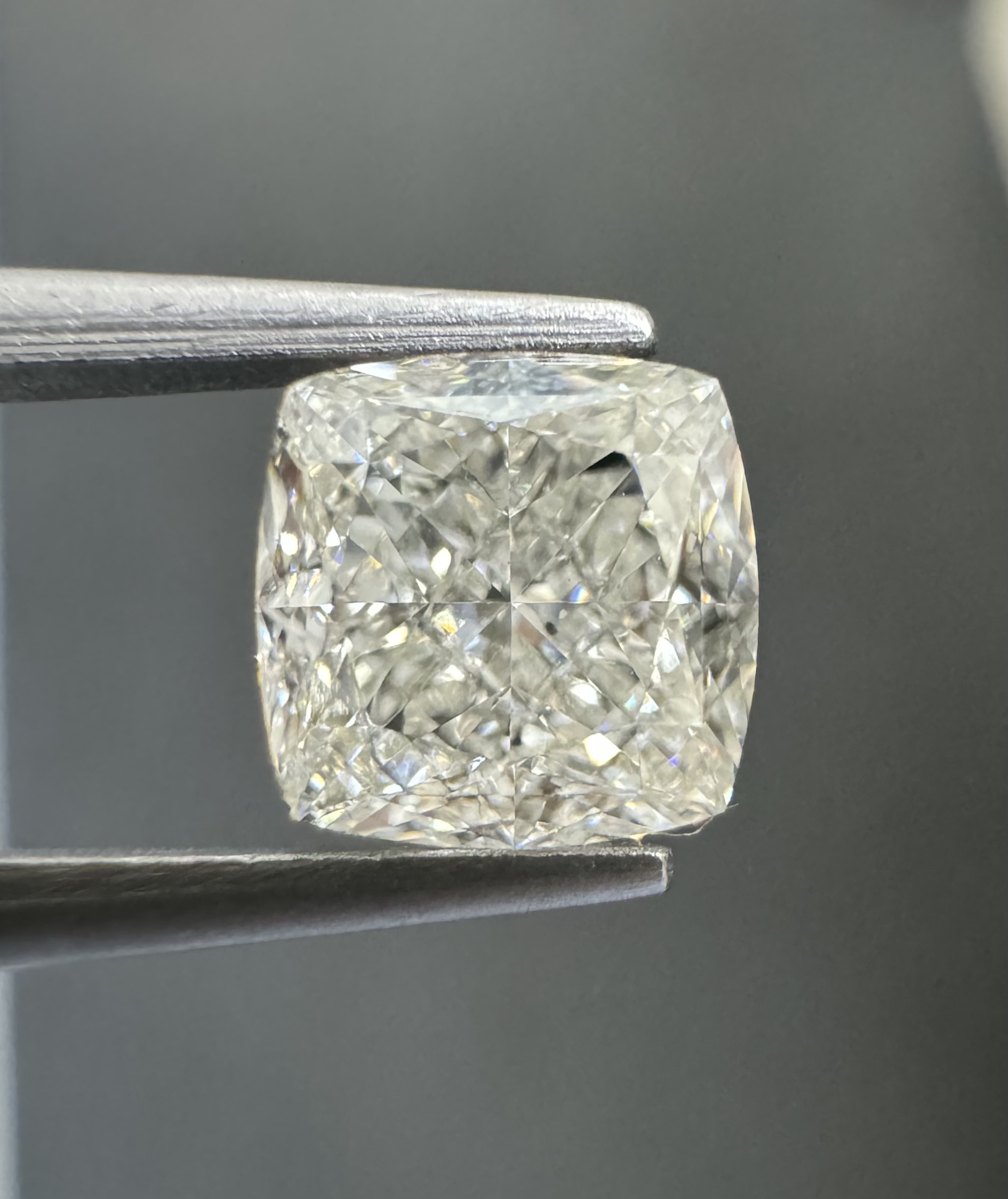 1.21ct Cushion SINGLE image 2 of 3